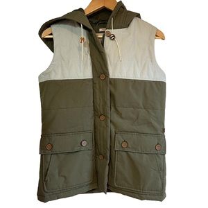 Burton Dry Ride vest with hood. Size small and in excellent condition